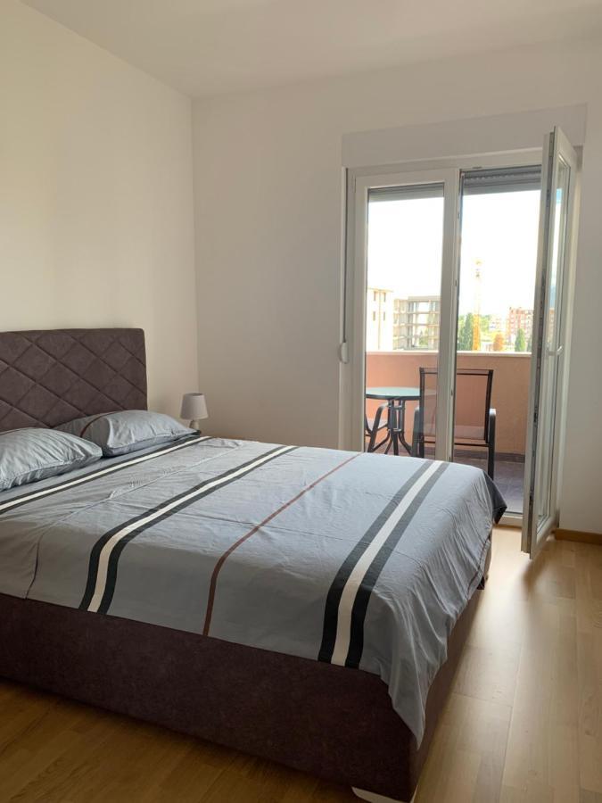 Apartment 45M2 Podgorica Buitenkant foto